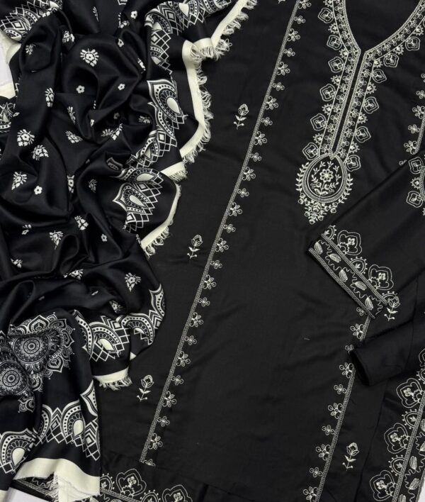 Aneela’s 3pc WINTER DHANAK